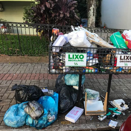 Falta Conscientização: Lixo é descartado sem os devidos cuidados em SMOeste