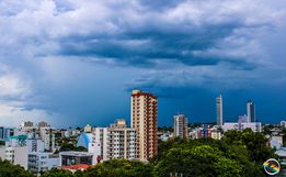 SC tem alerta para chuva intensa e queda de granizo neste domingo; veja por região