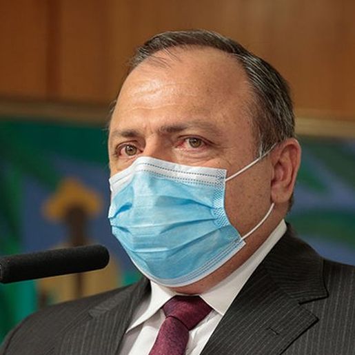 Vacinação só começa quando doses chegarem a todas as capitais, diz ministério
