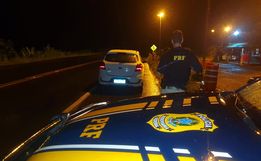 Carro roubado final de semana no RS é recuperado na BR 158 em Palmitos