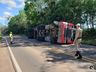 Motorista sofre ferimentos em tombamento de carreta na SC-163