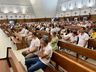 Celebração de Ano Novo na Igreja São Miguel Arcanjo reúne mais de mil fiéis