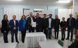Trevisan assina ordem de serviço para obras na creche do bairro São Jorge