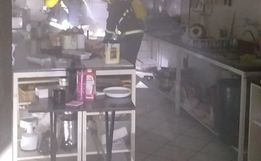 Incêndio em fritadeira elétrica mobiliza Bombeiros, em Iporã do Oeste
