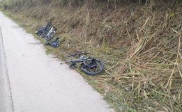 Quatro ciclistas são atropelados por carro em rodovia estadual de SC