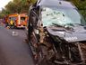 Colisão entre van e caminhão deixa seis feridos na BR-282