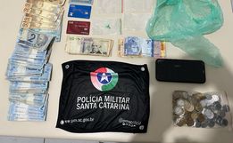 Homem engole bucha de cocaína e acaba detido por tráfico de drogas em SMO