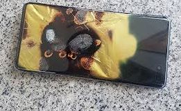 Homem tem 50% do corpo queimado após bateria do celular explodir em Xanxerê