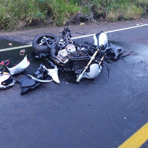 Acidente deixa uma pessoa morta e outra gravemente ferida na SC-157