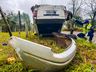 VÍDEO: eixo se desprende de carro e provoca capotamento em SMO