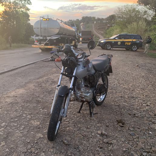 VÍDEO: Motociclista sofre ferimentos graves após cair na BR-163 