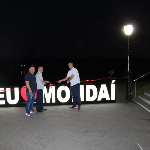 Mondaí finaliza nova Praça do Porto