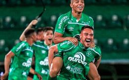 Na Superação, Chape vence o Confiança e ergue o caneco de Campeã da Serie B