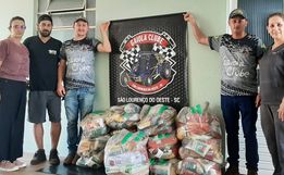 Fundação Hospitalar recebe doação de alimentos do Gaiola Clube São Lourenço