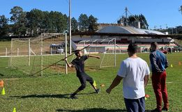 Atletismo de Guarujá é destaque na fase microrregional dos JESC