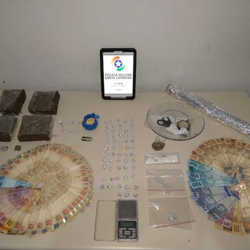 PM prende três pessoas por tráfico de drogas em São Miguel do Oeste