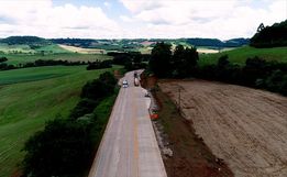 DNIT entrega mais 12 Km de restauração em concreto na BR-163/SC