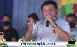 Ex-prefeito diz que roubou menos do que sucessor e é aplaudido