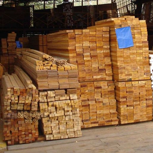 Ramo de móveis ainda enfrenta dificuldades para encontrar matéria prima 