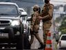 Polícia Militar realiza panfletagem em alusão a campanha “Eles por Elas”