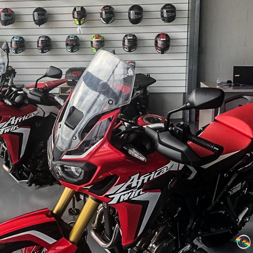 OUÇA: Deny Gambatto Motors inaugura e é destaque no Empresas e Empresários