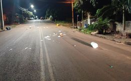 Dupla quebra lixeiras, foge da polícia e acaba presa em Maravilha