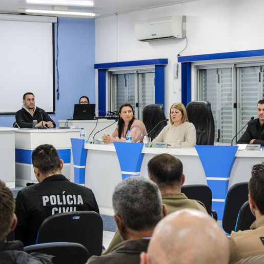 Policiais Militares e Civis são homenageados em Descanso; fotos