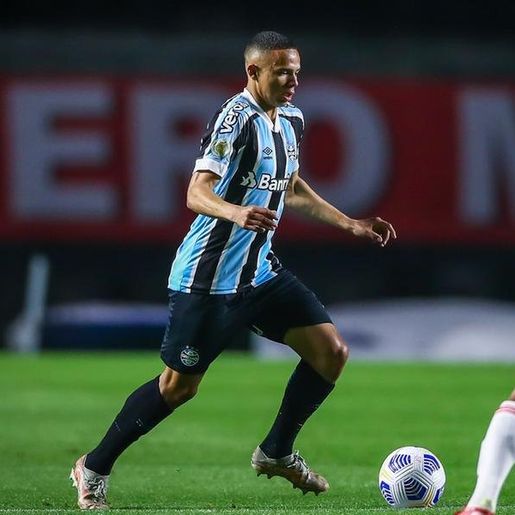 Mesmo com time misto São Paulo vence o Grêmio, com Gol no apagar das luzes