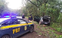 Homens são presos na BR-153 em Irani com carro roubado no Paraná 