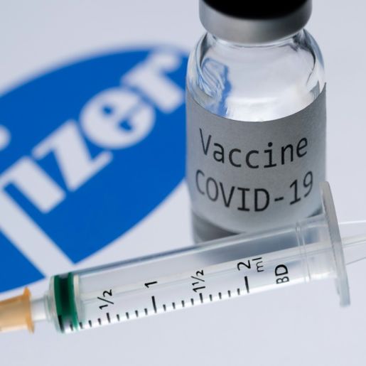 Ministério prioriza vacinação de adultos e reduz intervalo da Pfizer