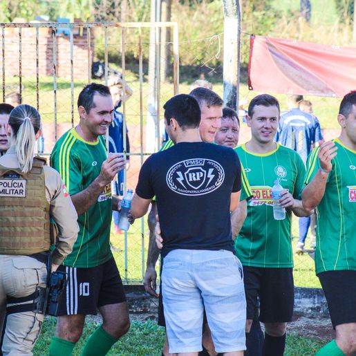Torneio 1º de maio Associação Diniz reúne forças de segurança da região