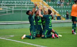 Chapecoense estreia com vitória diante do Barra no Campeonato Catarinense