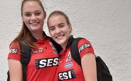 Atletas de Guaraciaba assinam contrato com a equipe de Voleibol do SESI