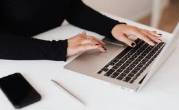 Mulheres recebem 28% a menos do que homens no setor privado em SC