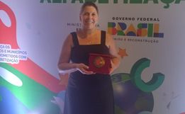 Iporã do Oeste recebe Selo Ouro de compromisso com a alfabetização