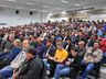 Produtores cobram em Audiência Pública fim da importação do leite em pó; vídeo