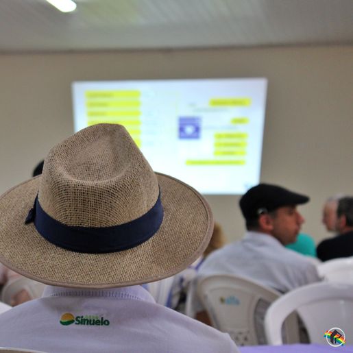 Sindicato dos Produtores Rurais de SMO presta conta aos associados durante assembleia 