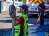 Bombeiros trabalham no rescaldo do incêndio no Super Vipi Center
