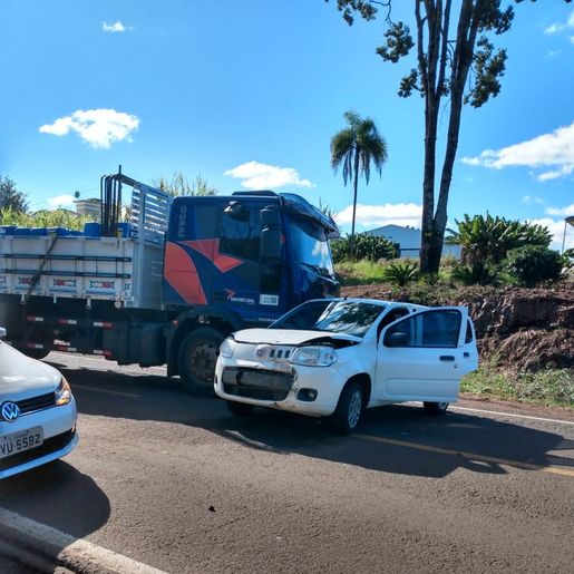 Acidente na SC 163 interdita parcialmente a pista 
