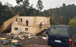 Tornado atinge 250 casas em Erval Grande e 40 famílias ficam desalojadas