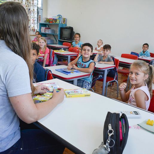 Aulas presenciais não serão retomadas neste ano nas redes municipais da região