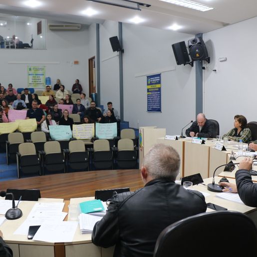 Governo de Itapiranga tem derrota na Câmara 