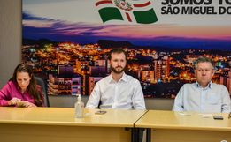 Coordenador do Comitê de Crise pede para que população diminua circulação pelas ruas