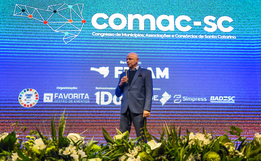 Comitiva da região participa de congresso na capital estadual