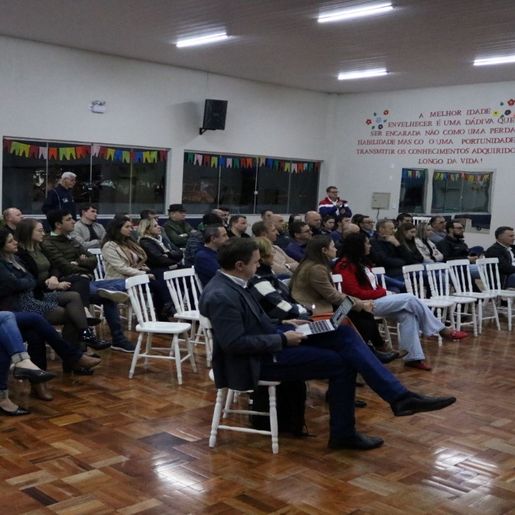 "Cedro Mais Empregos" está disponível para cadastramento de currículos