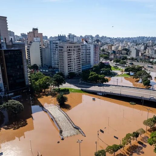 Chega a 100 o número de mortes confirmadas no RS
