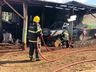 Incêndio em veículo mobiliza bombeiros de Campo Erê