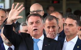 Moraes nega pedido para prender Bolsonaro