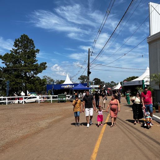 Mais de 30 mil pessoas devem passar pela Faismo neste domingo 