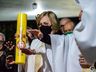 Vigília Pascal leva fiéis para Igreja Matriz em São Miguel do Oeste; fotos